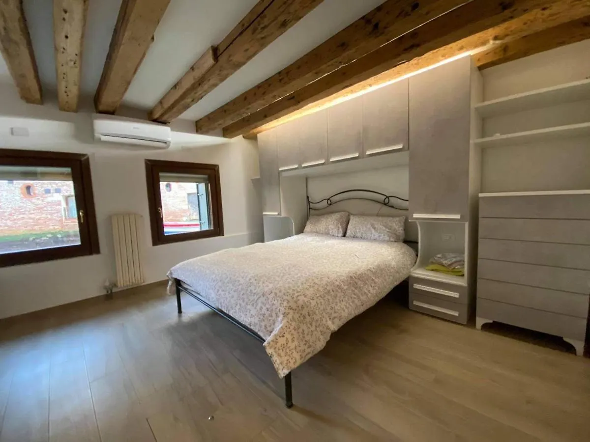 Corte Trapolin Venice Italy