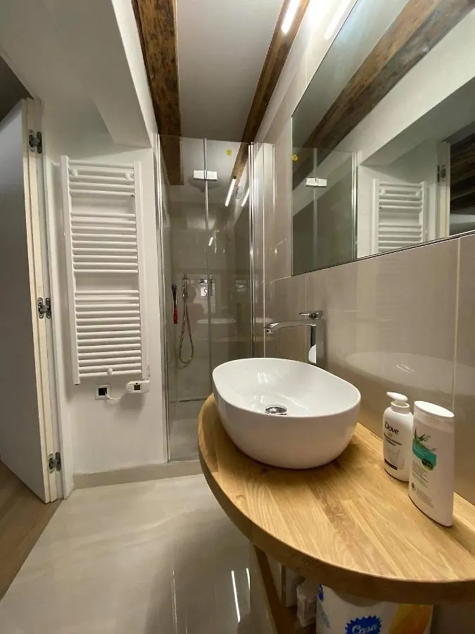 Corte Trapolin Venice Apartment